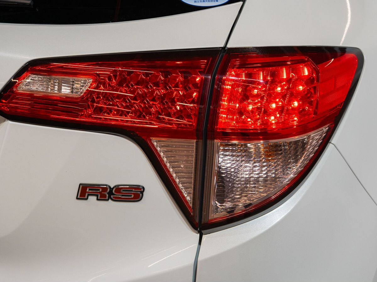 Honda Vezel 2018 - фото автомобиля