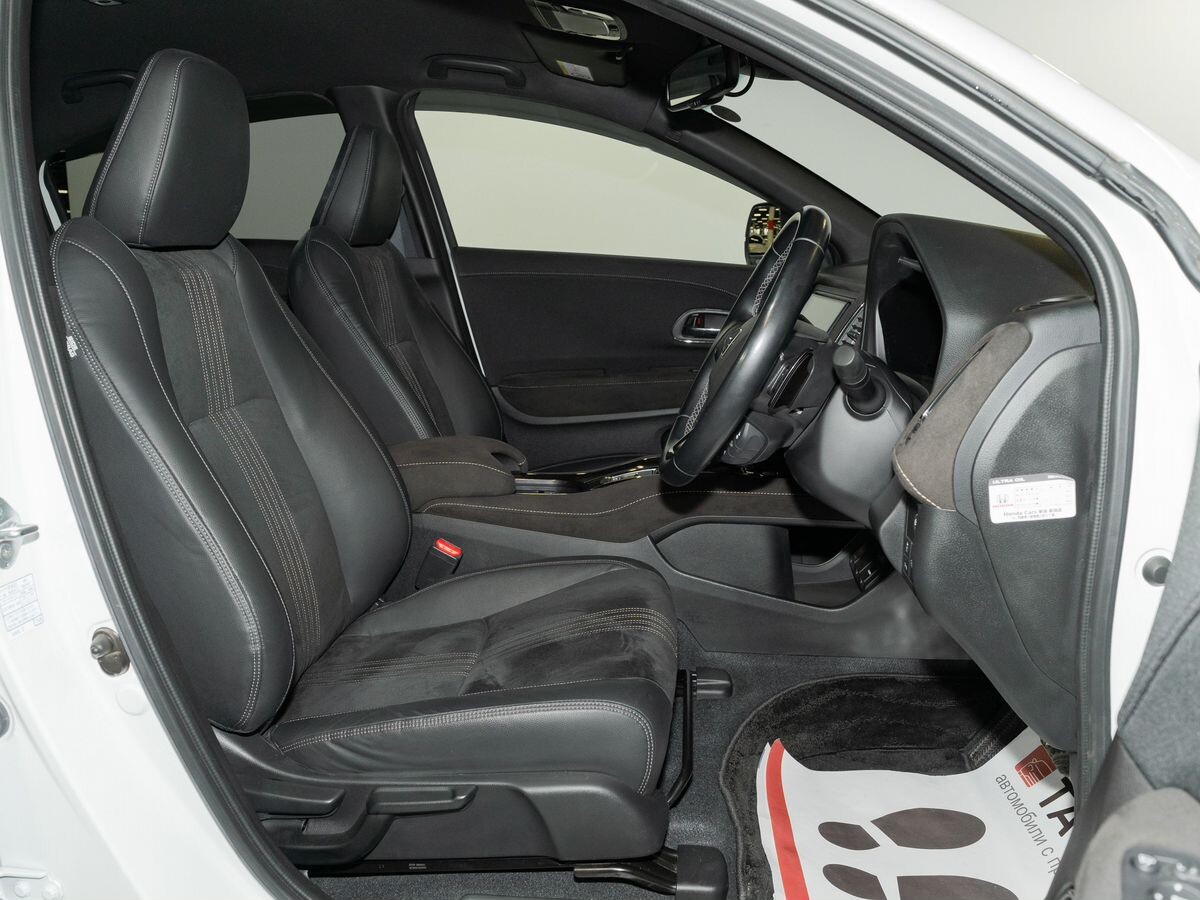 Honda Vezel 2018 - фото автомобиля