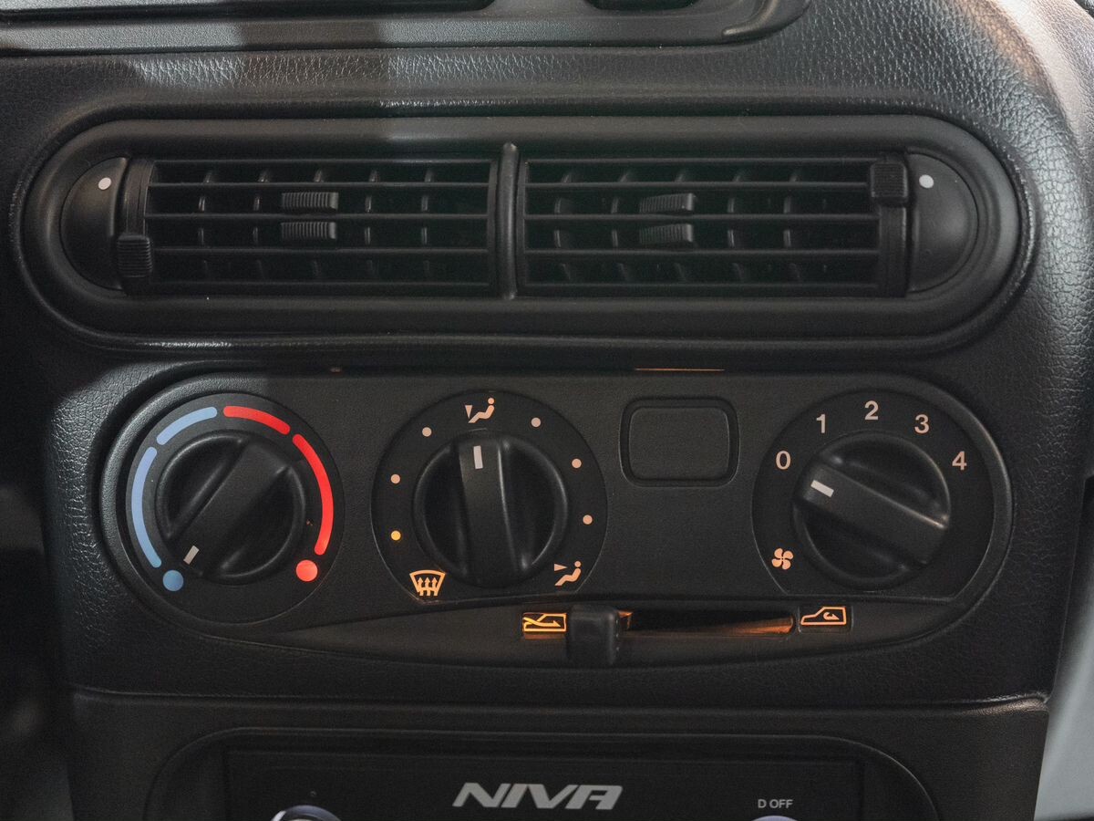 Lada (ВАЗ) Niva 2020 - фото автомобиля