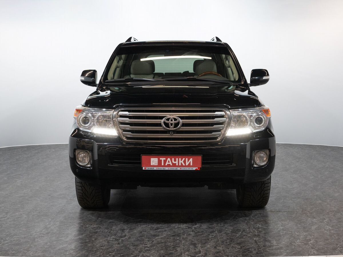Toyota Land Cruiser 2014 - фото автомобиля