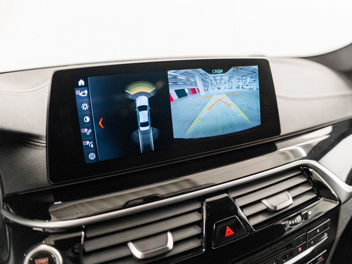 BMW 5 серии 2017 - фото автомобиля