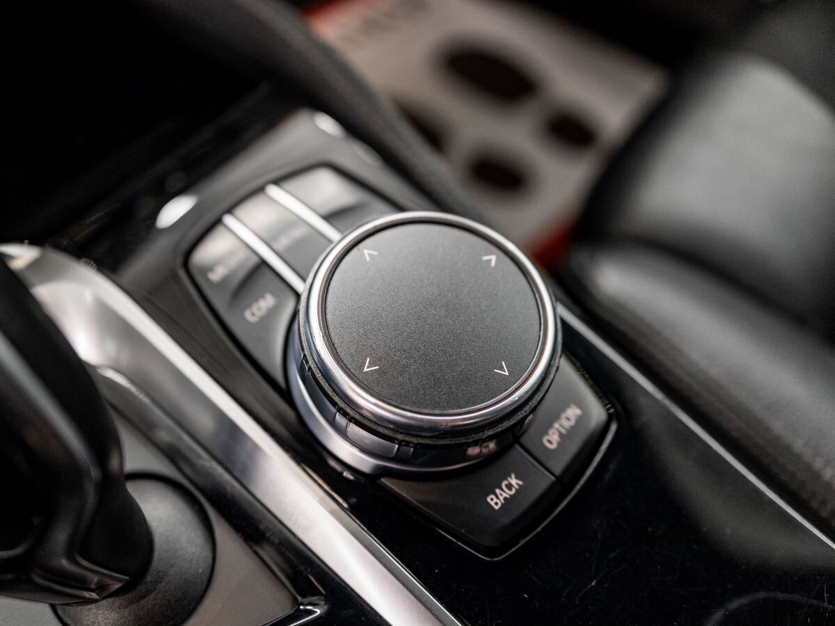 BMW 5 серии 2017 - фото автомобиля