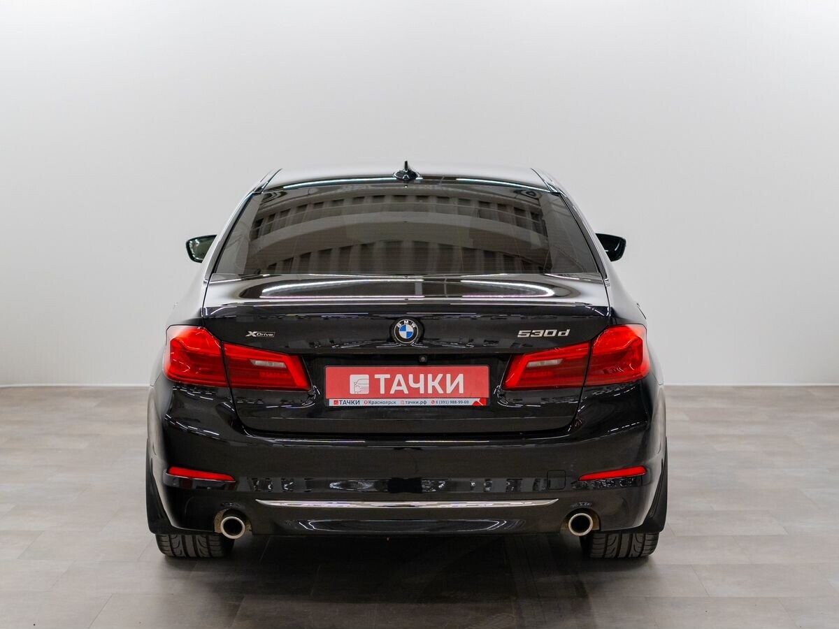 BMW 5 серии 2017 - фото автомобиля