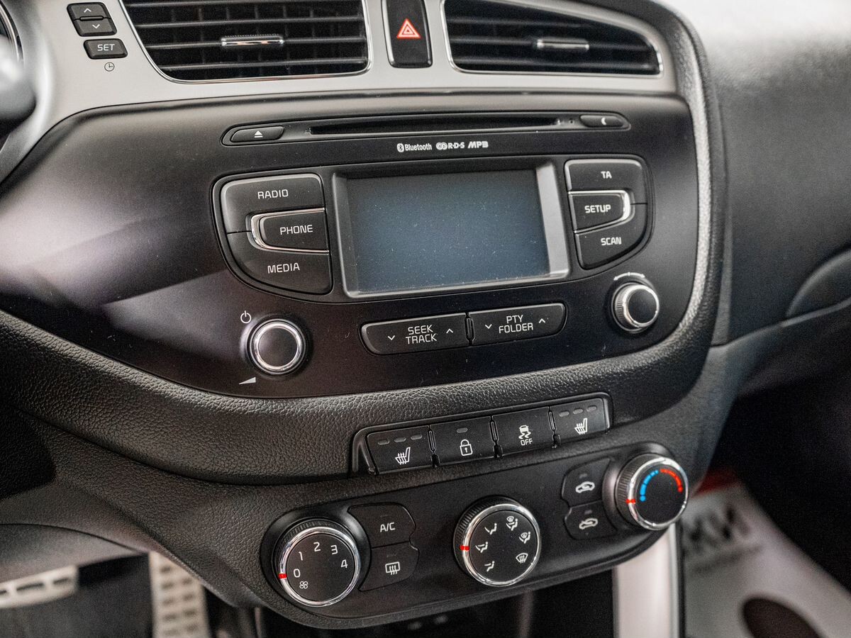 Kia Ceed 2014 - фото автомобиля