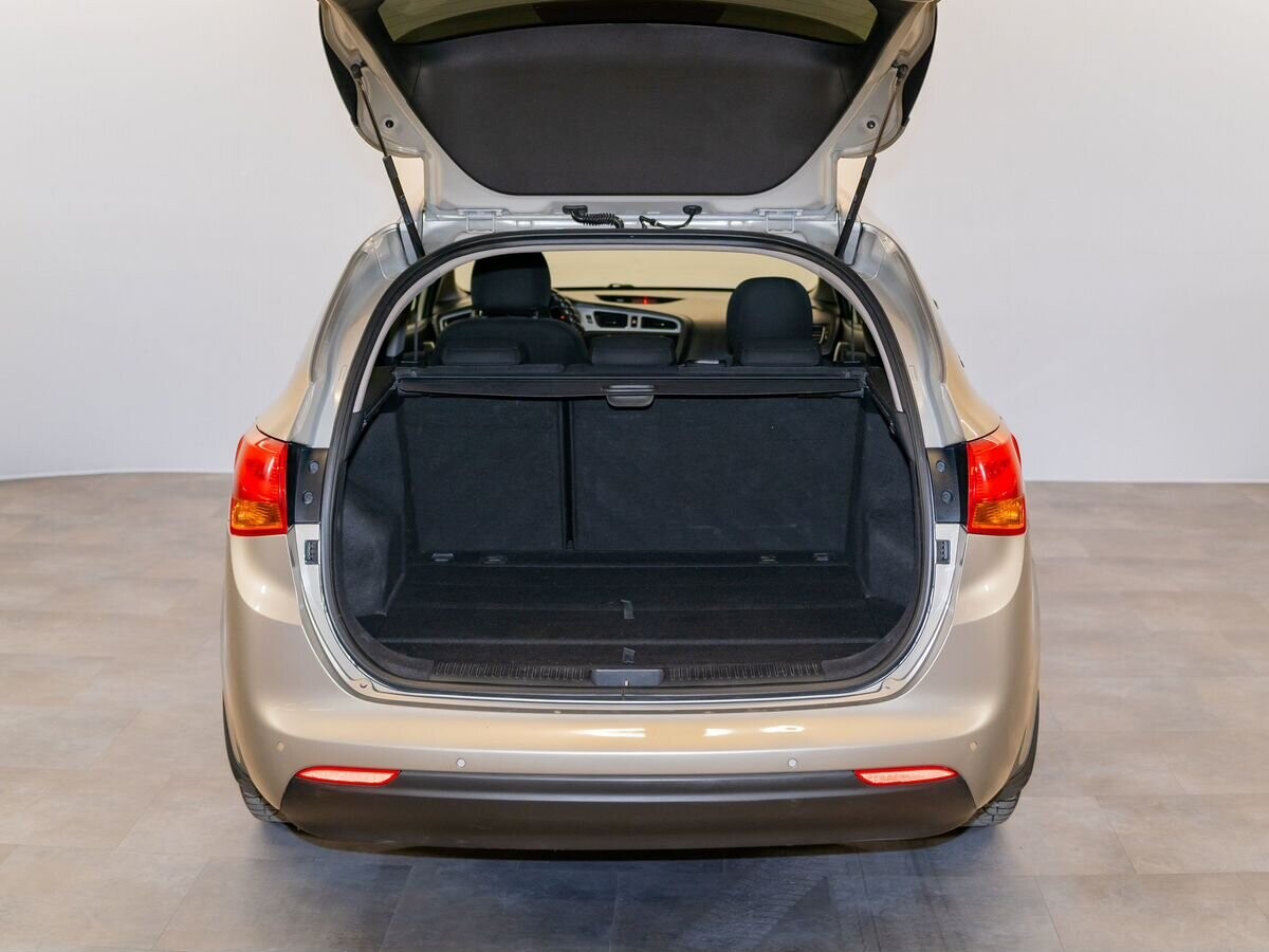 Kia Ceed 2014 - фото автомобиля