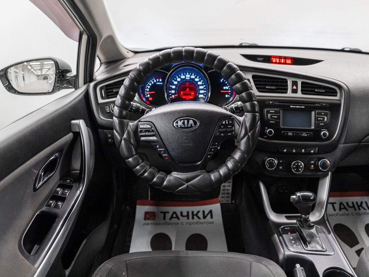 Kia Ceed 2014 - фото автомобиля