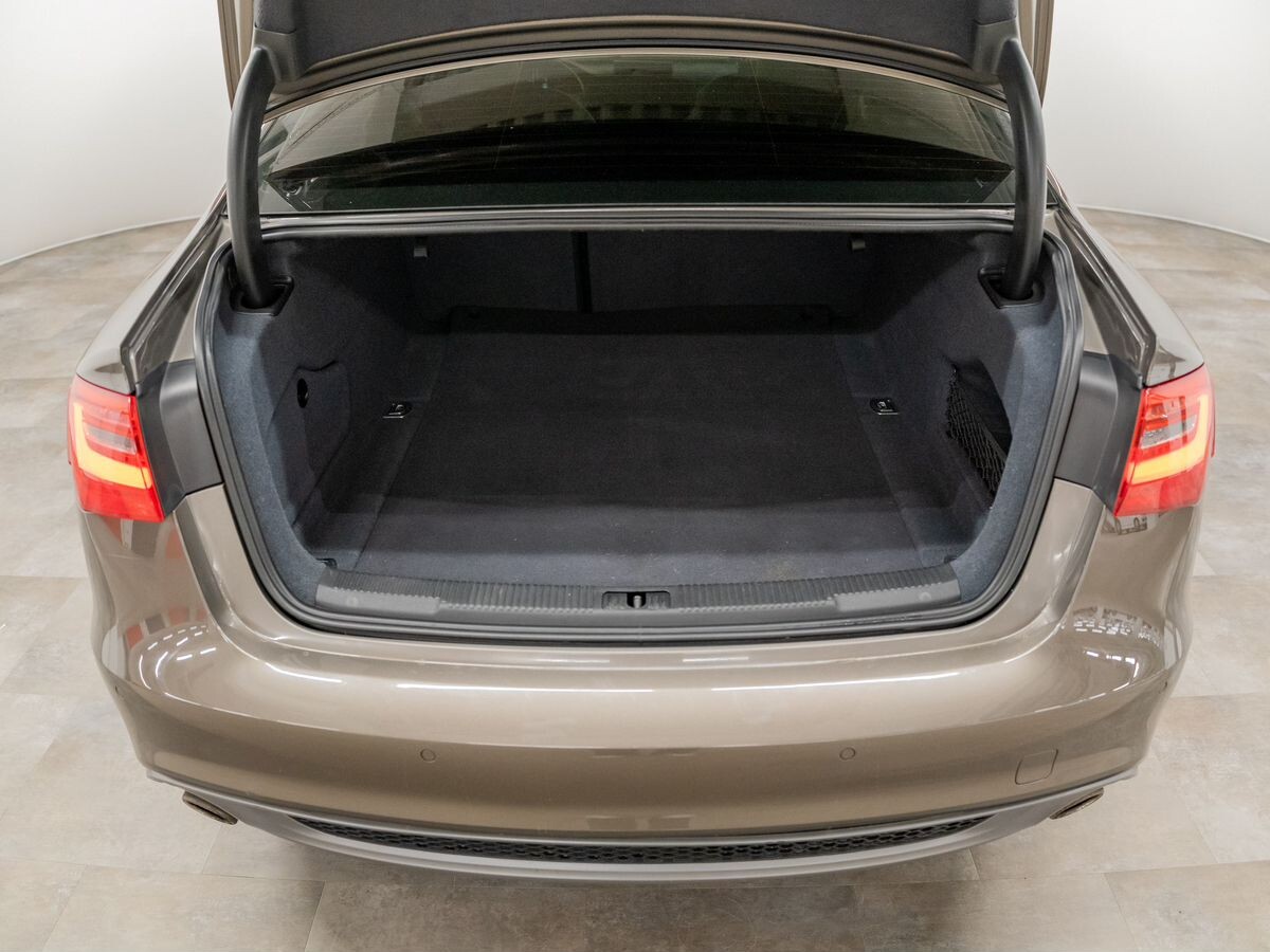 Audi A6 2013 - фото автомобиля