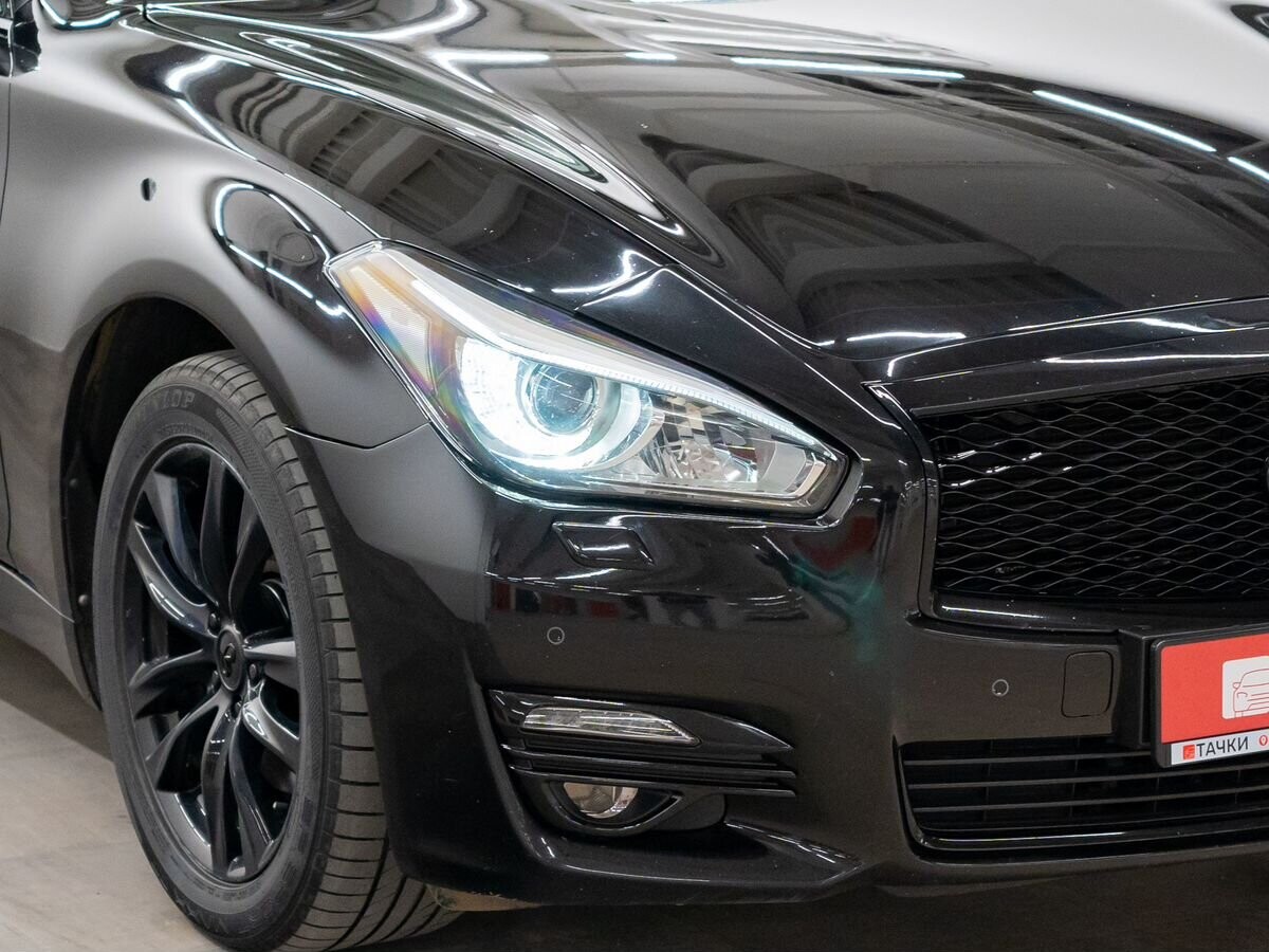 Infiniti Q70 2016 - фото автомобиля