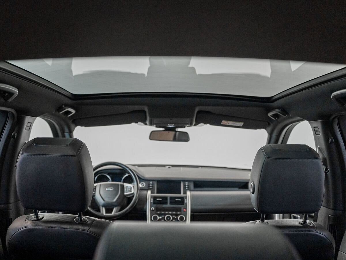 Land Rover Discovery Sport 2017 - фото автомобиля