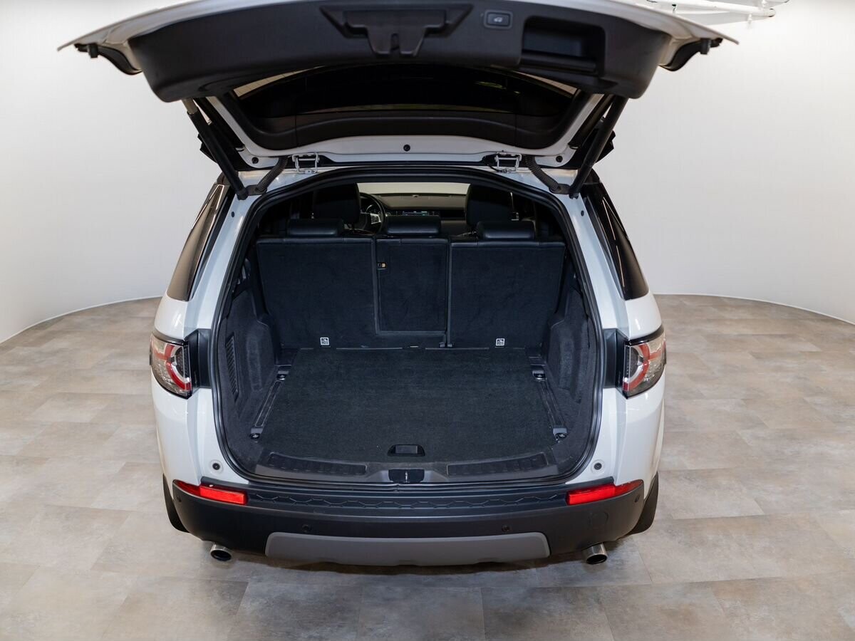 Land Rover Discovery Sport 2017 - фото автомобиля