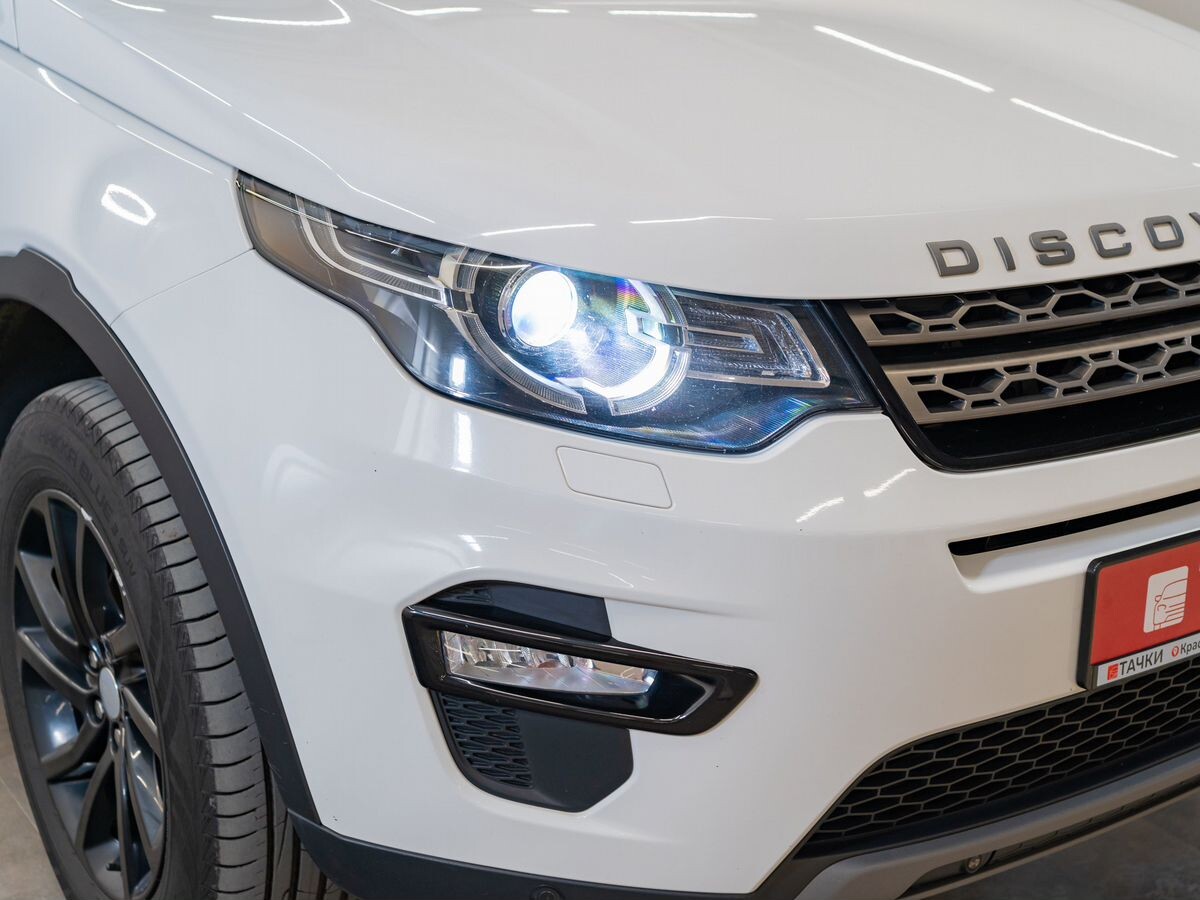 Land Rover Discovery Sport 2017 - фото автомобиля