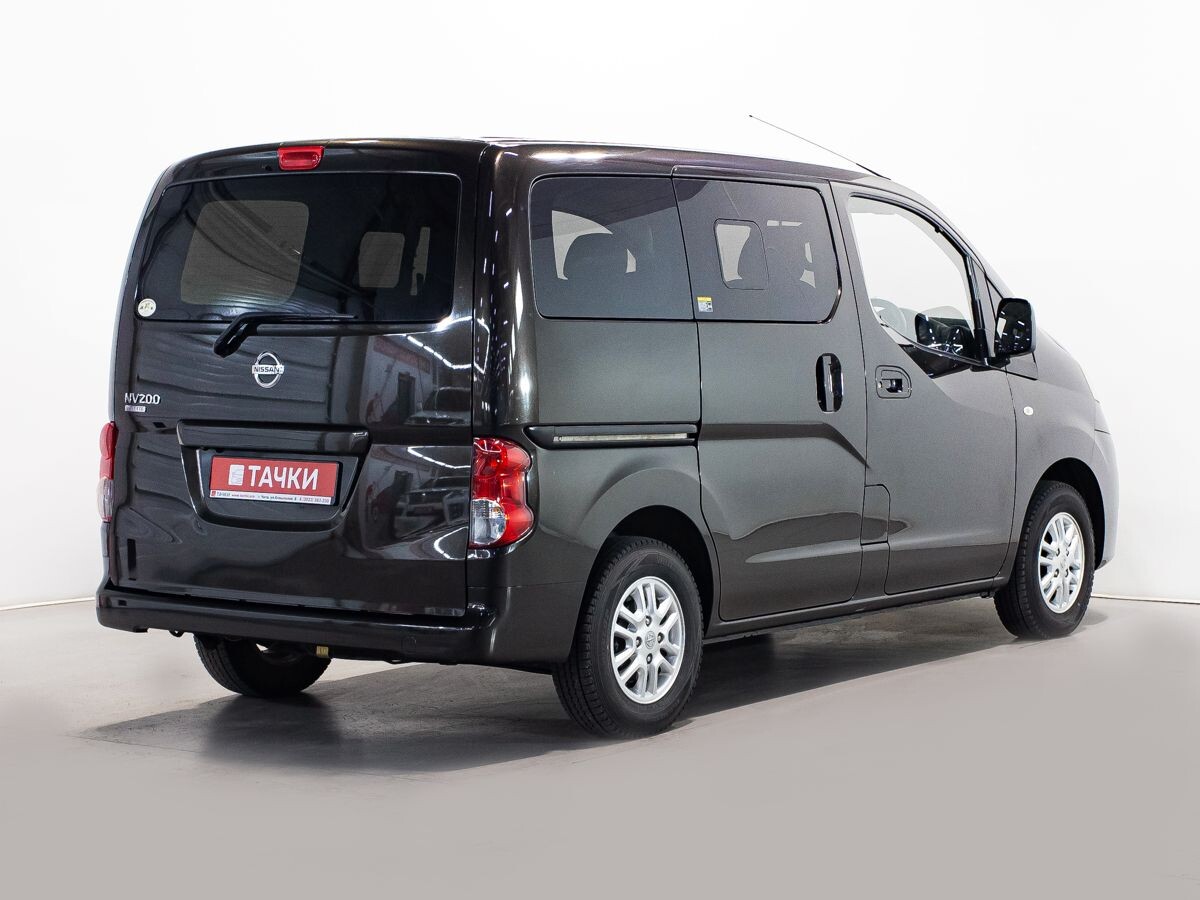 Nissan NV200 2019 - фото автомобиля