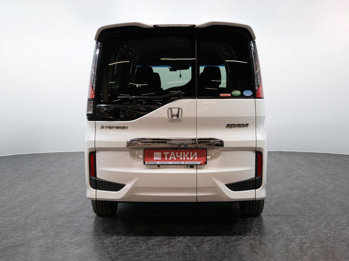 Honda Stepwgn 2015 - фото автомобиля