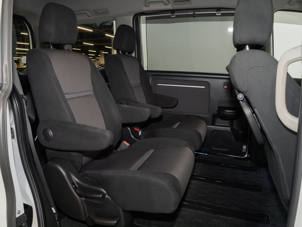 Honda Stepwgn 2015 - фото автомобиля