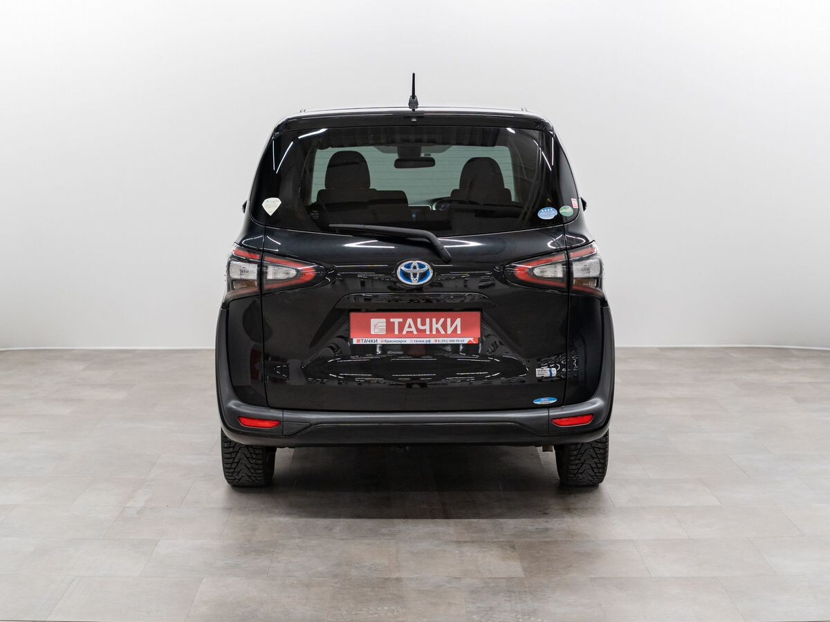 Toyota Sienta 2016 - фото автомобиля