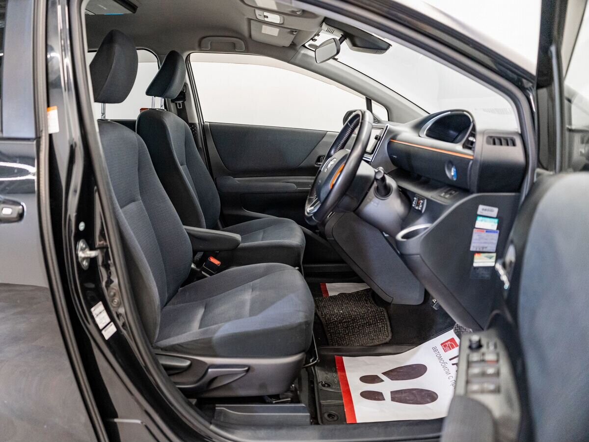 Toyota Sienta 2016 - фото автомобиля