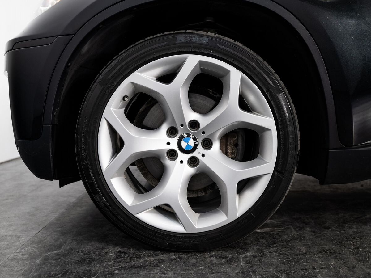 BMW X6 2012 - фото автомобиля