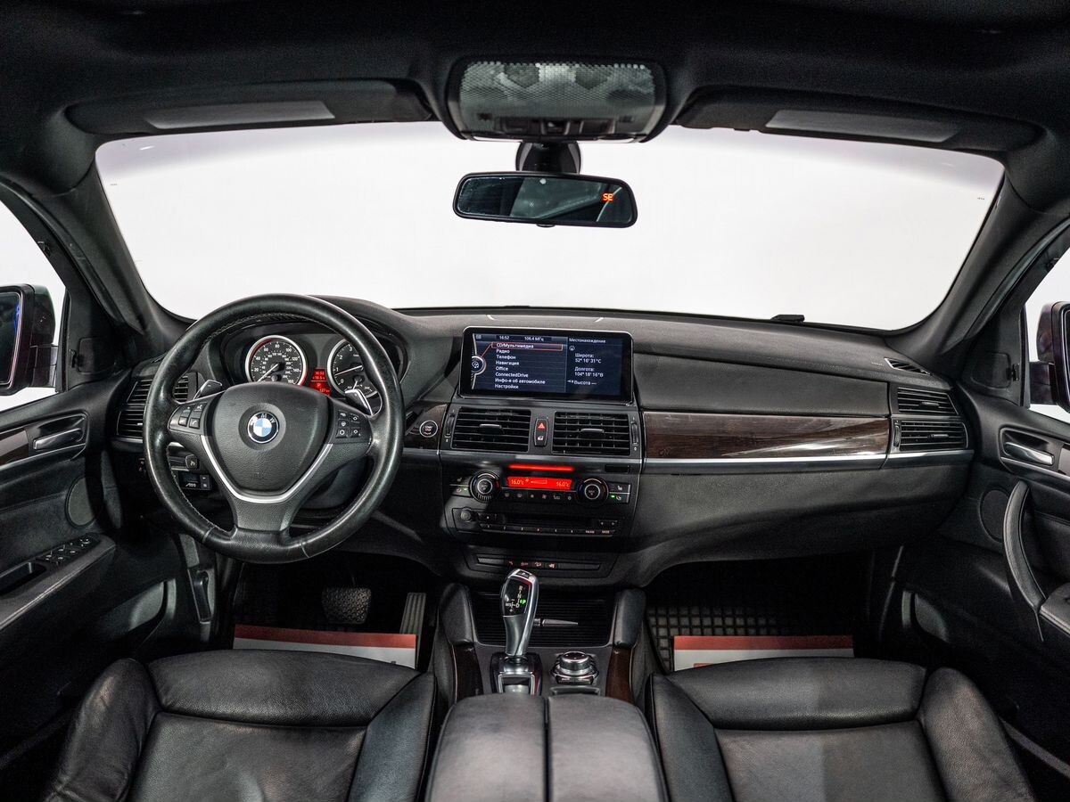 BMW X6 2012 - фото автомобиля