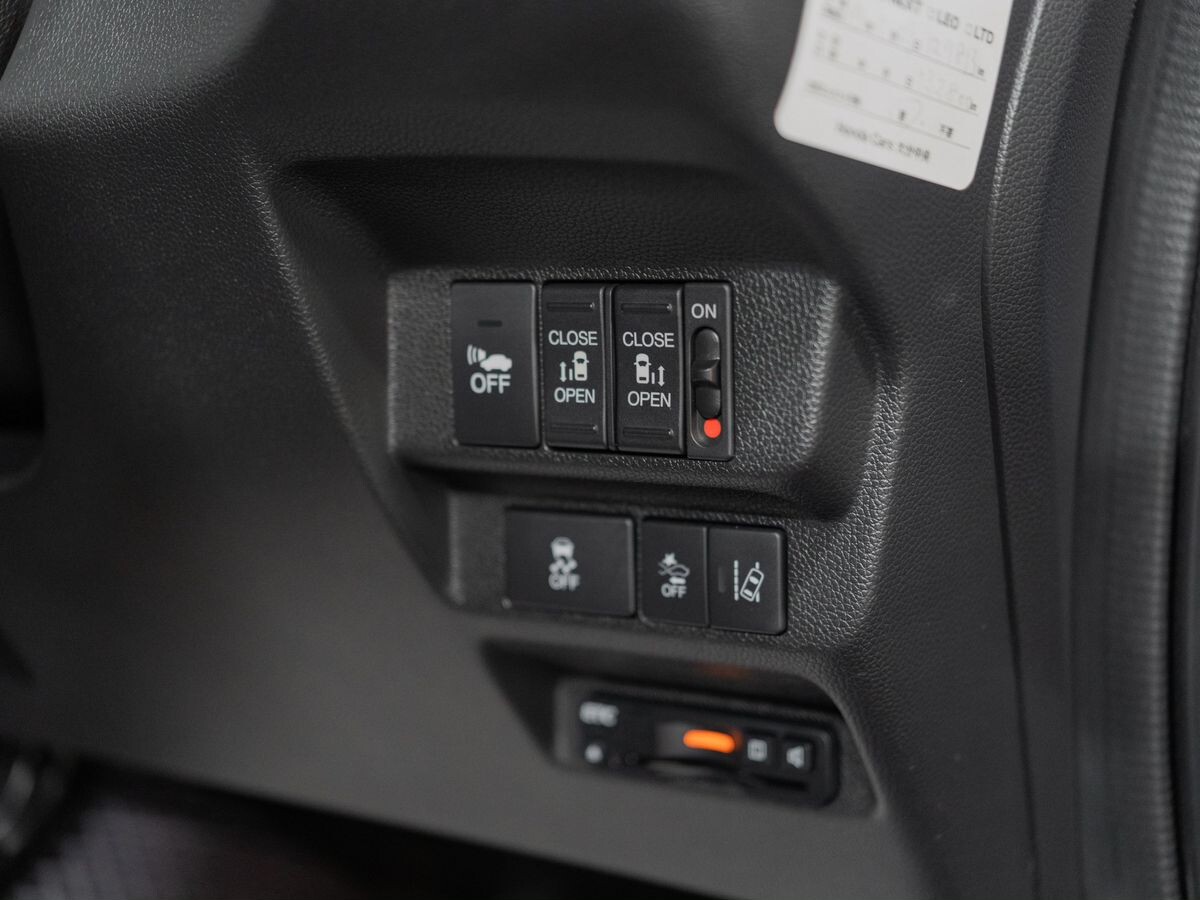 Honda Freed 2016 - фото автомобиля