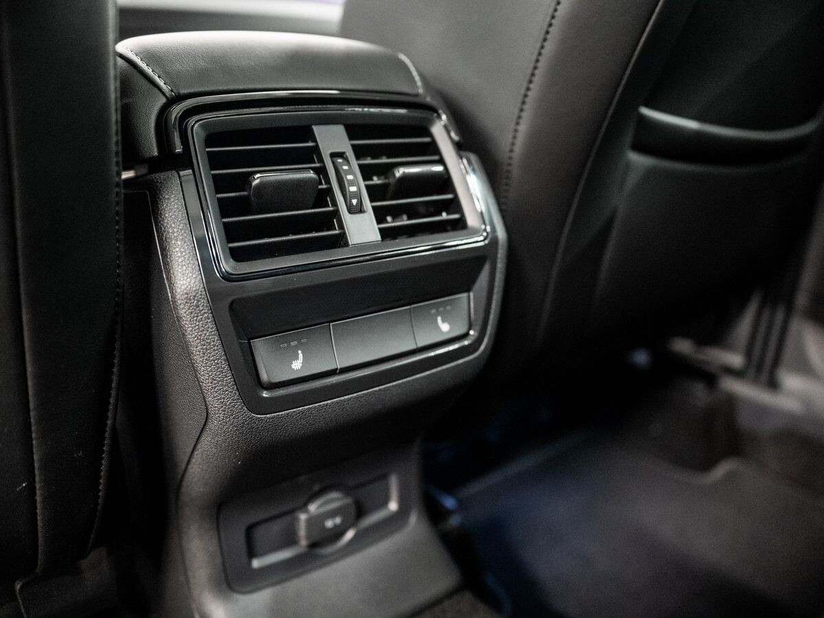 Skoda Karoq 2024 - фото автомобиля