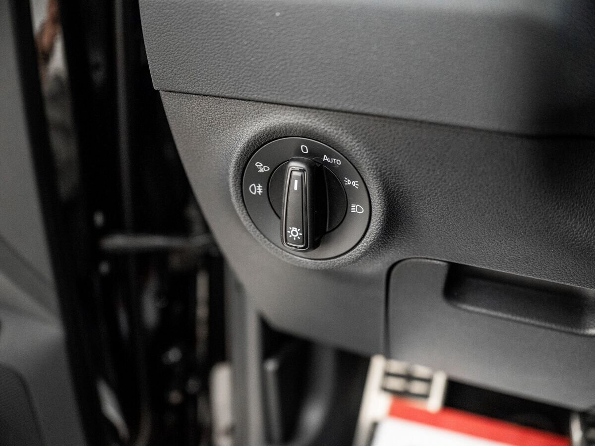 Skoda Karoq 2024 - фото автомобиля