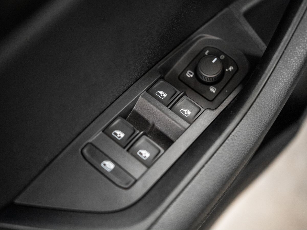 Skoda Karoq 2024 - фото автомобиля