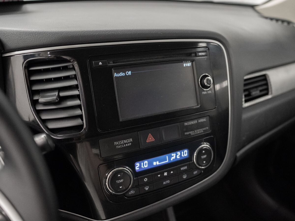 Mitsubishi Outlander 2013 - фото автомобиля