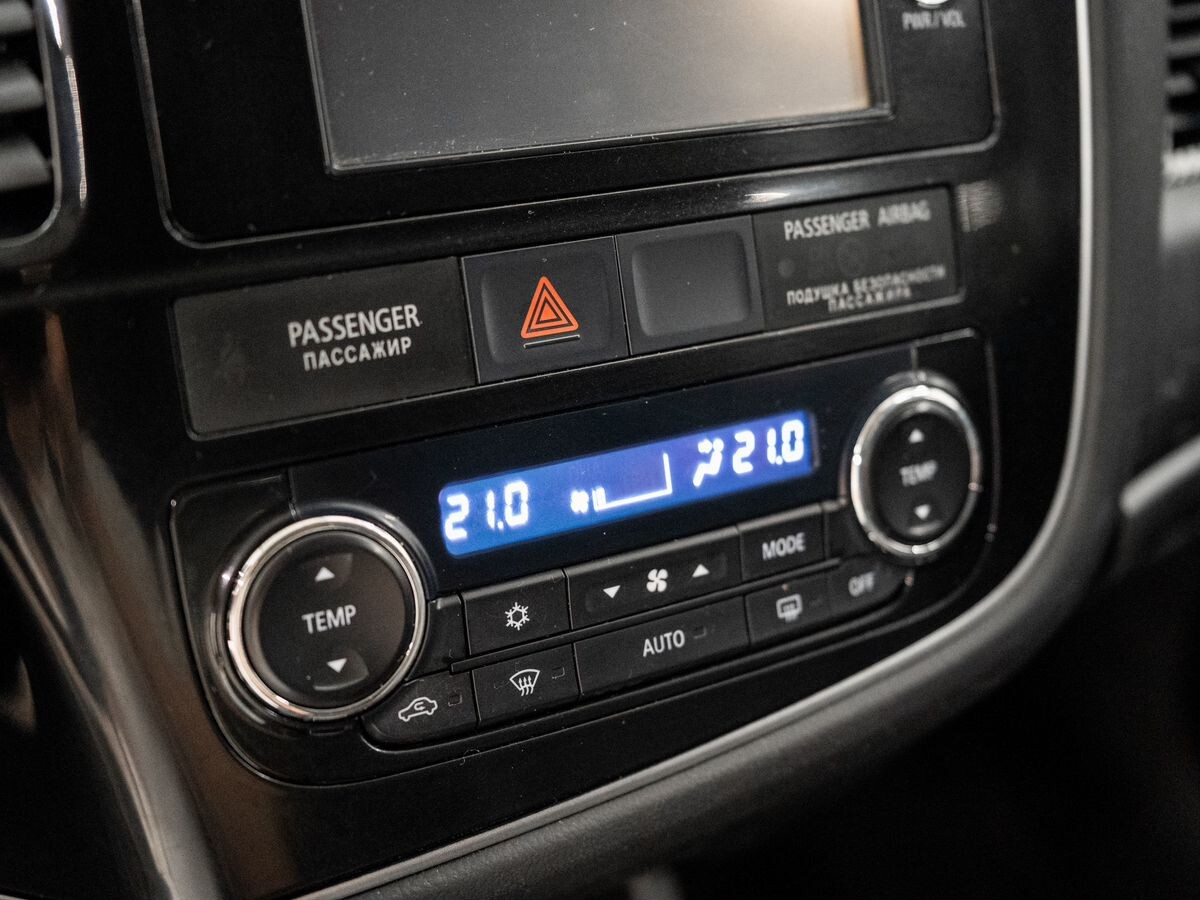 Mitsubishi Outlander 2013 - фото автомобиля