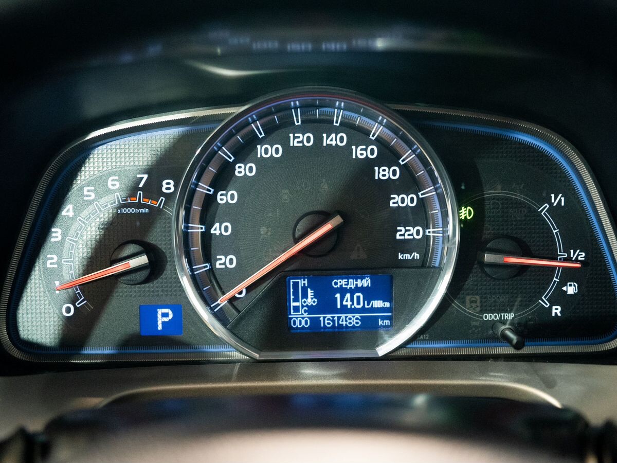 Toyota RAV4 2015 - фото автомобиля