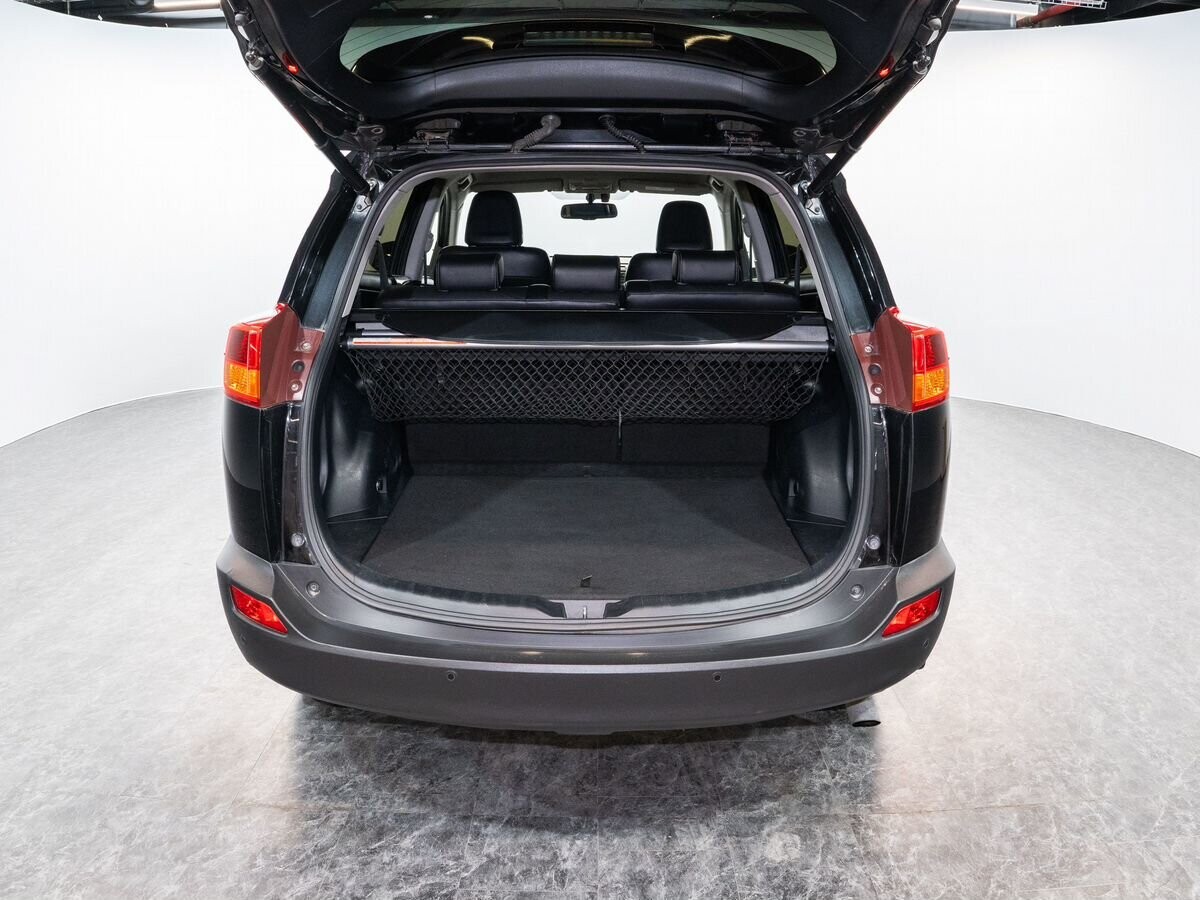 Toyota RAV4 2015 - фото автомобиля