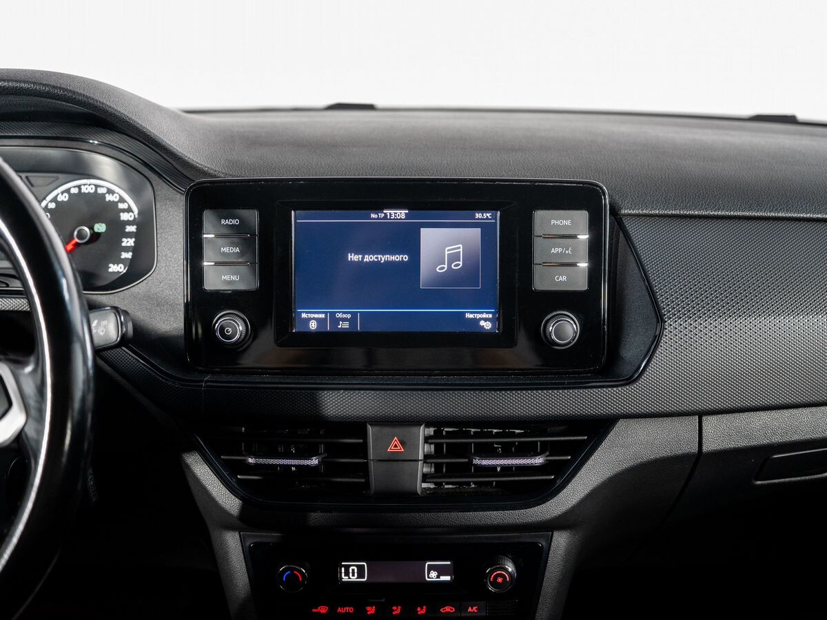 Volkswagen Polo 2021 - фото автомобиля