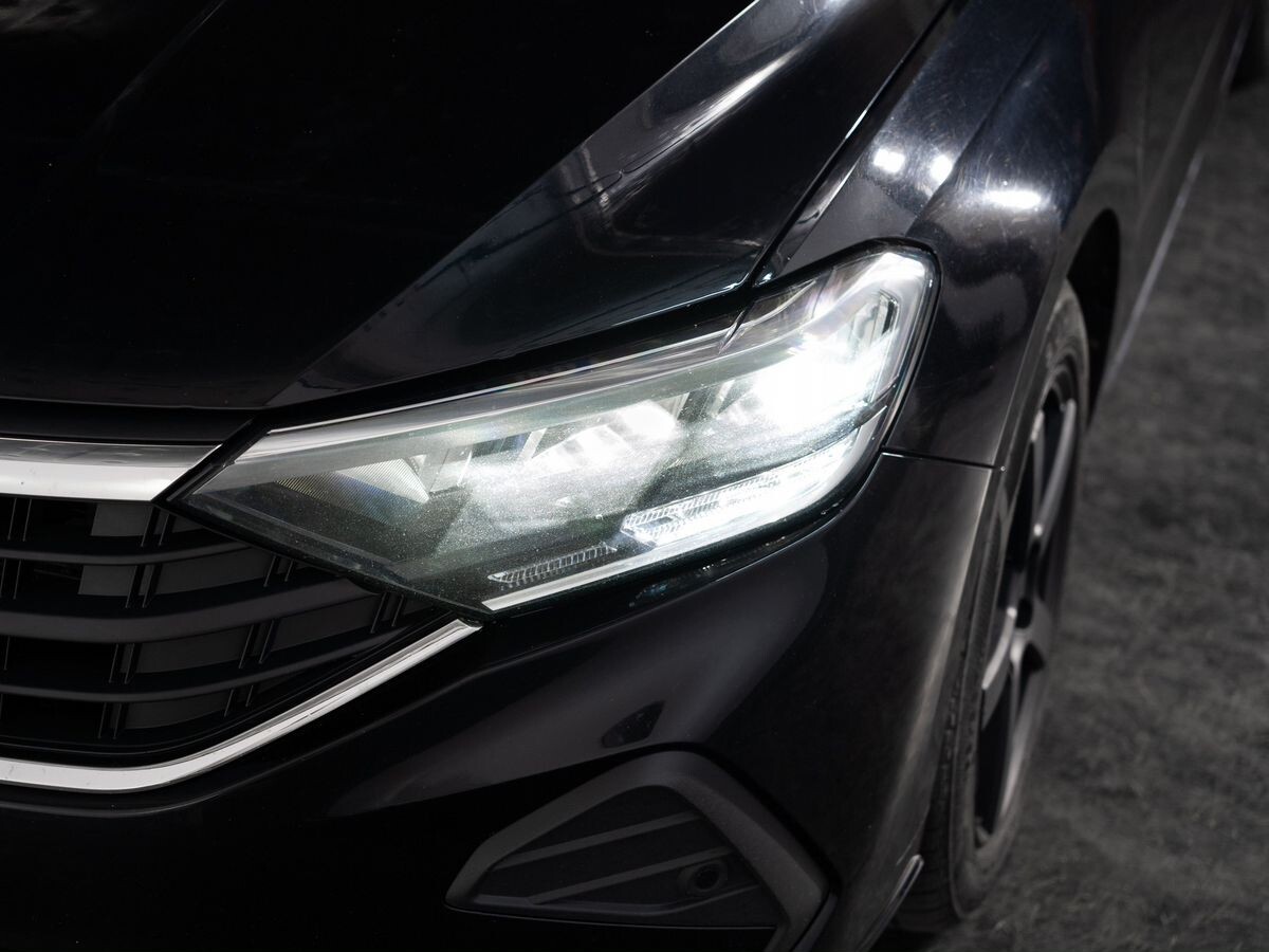 Volkswagen Polo 2021 - фото автомобиля