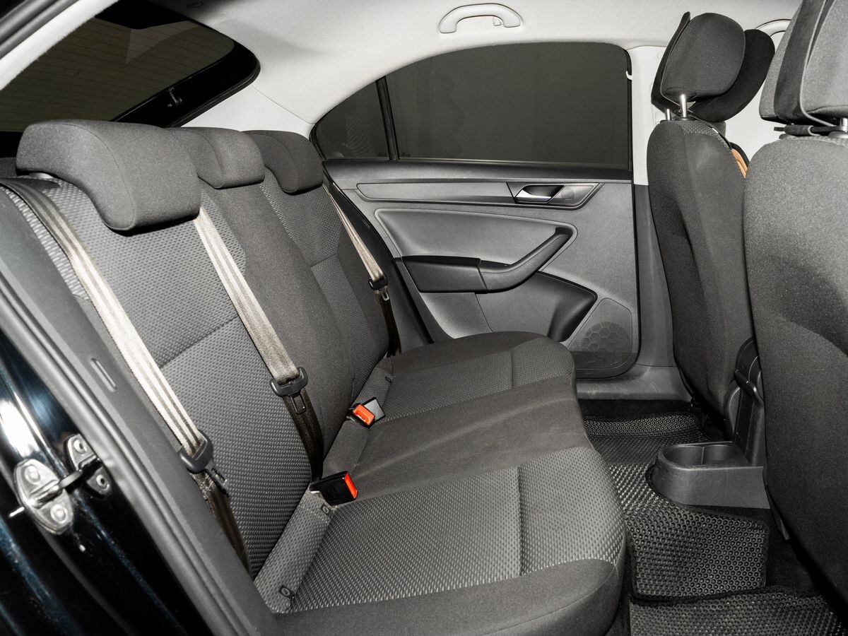 Volkswagen Polo 2021 - фото автомобиля