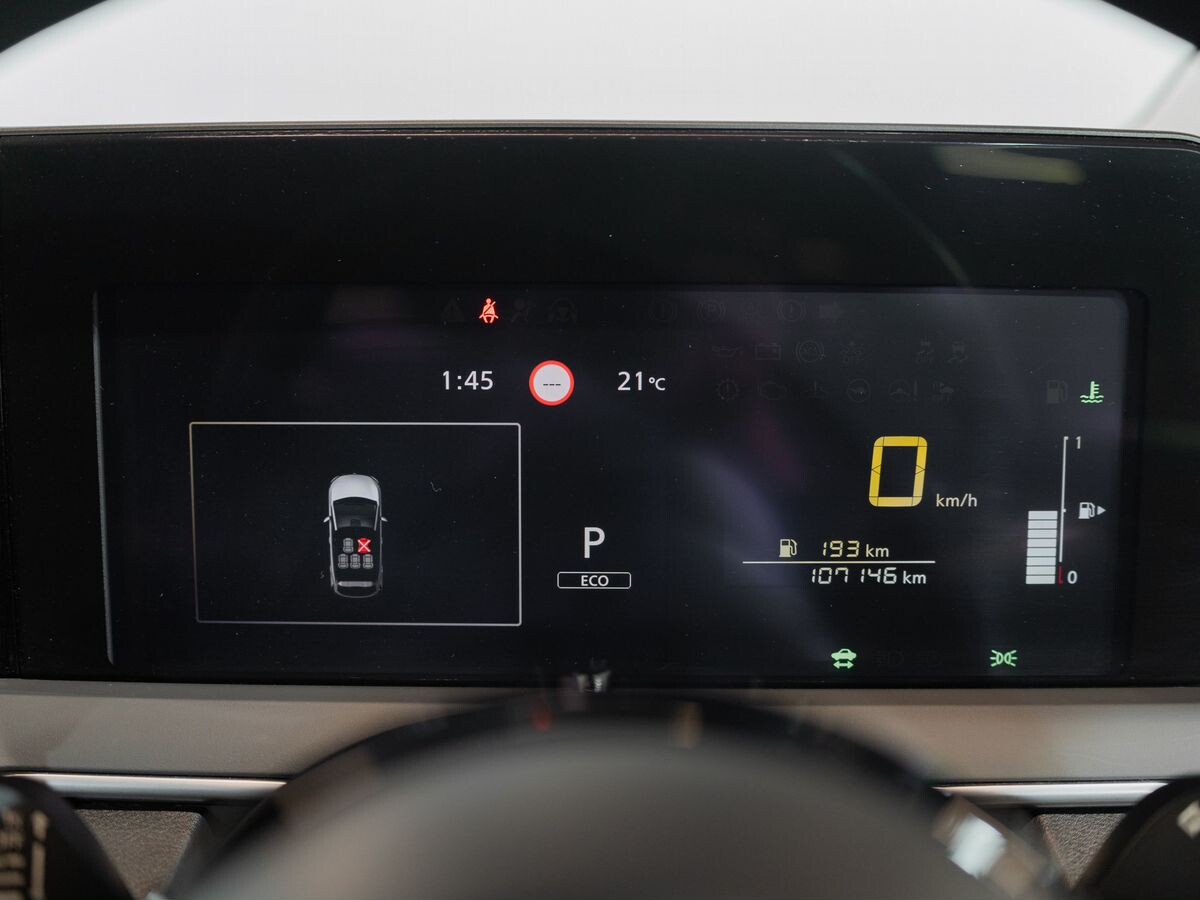 Nissan Note 2021 - фото автомобиля