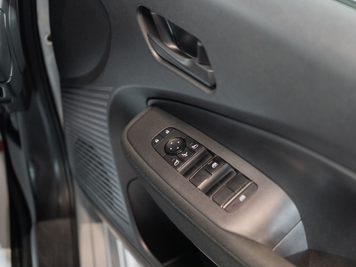 Nissan Note 2021 - фото автомобиля