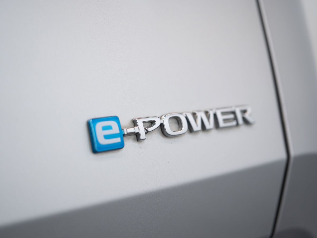 Nissan Note 2021 - фото автомобиля