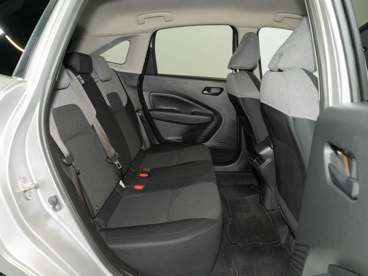 Nissan Note 2021 - фото автомобиля