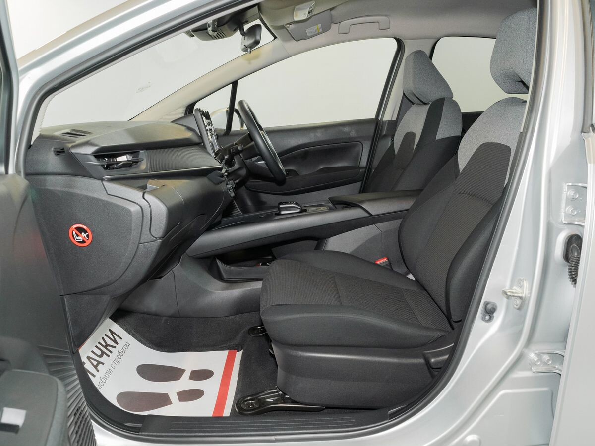 Nissan Note 2021 - фото автомобиля