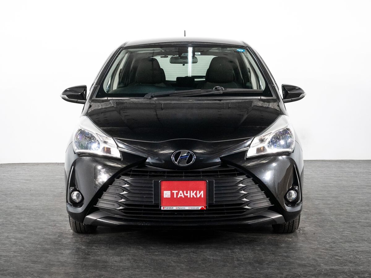 Toyota Vitz 2018 - фото автомобиля