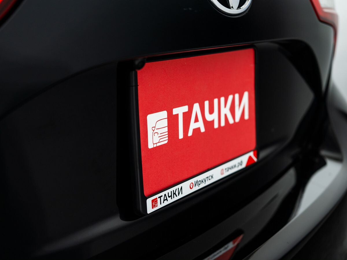 Toyota Vitz 2018 - фото автомобиля