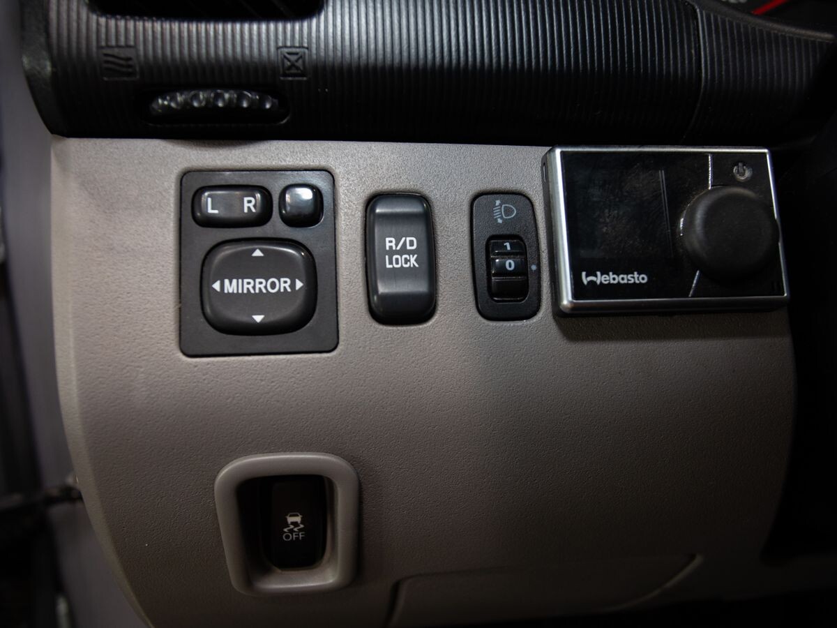 Mitsubishi Pajero Sport 2013 - фото автомобиля