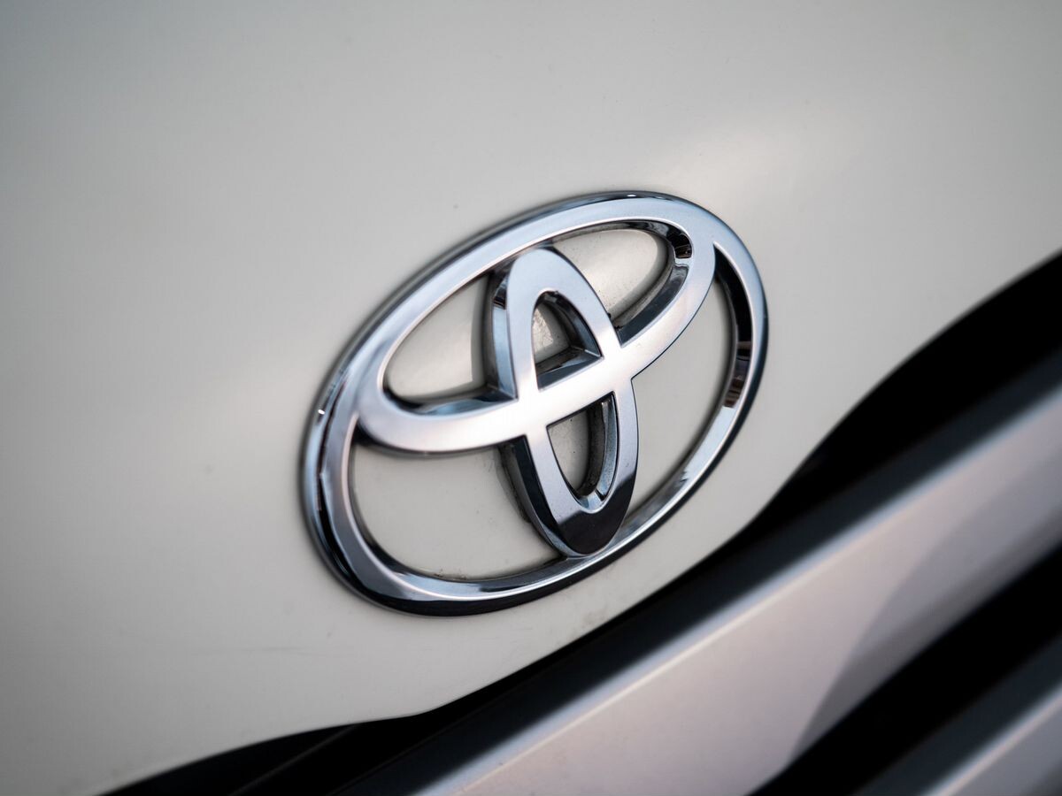 Toyota HiAce 2016 - фото автомобиля