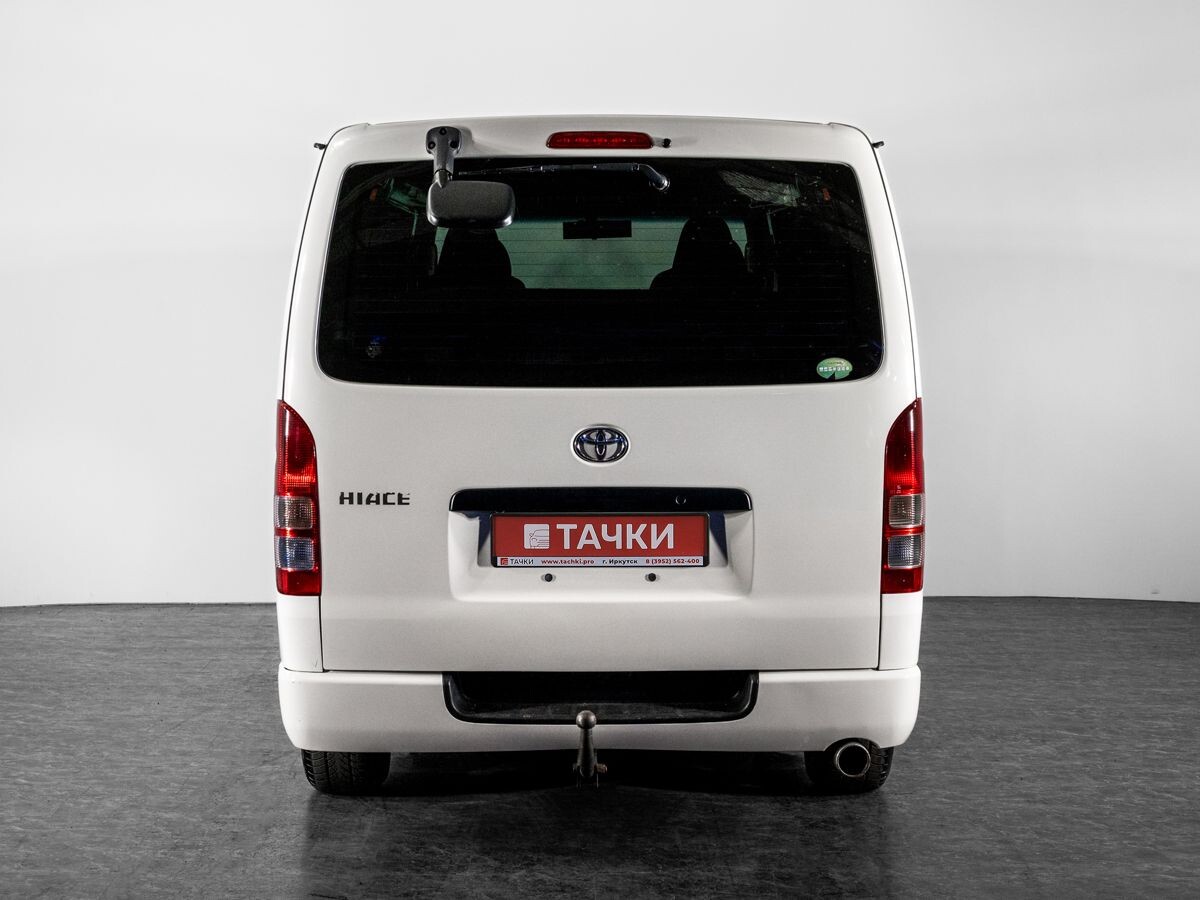 Toyota HiAce 2016 - фото автомобиля
