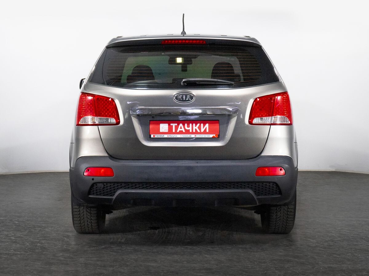 Kia Sorento 2011 - фото автомобиля