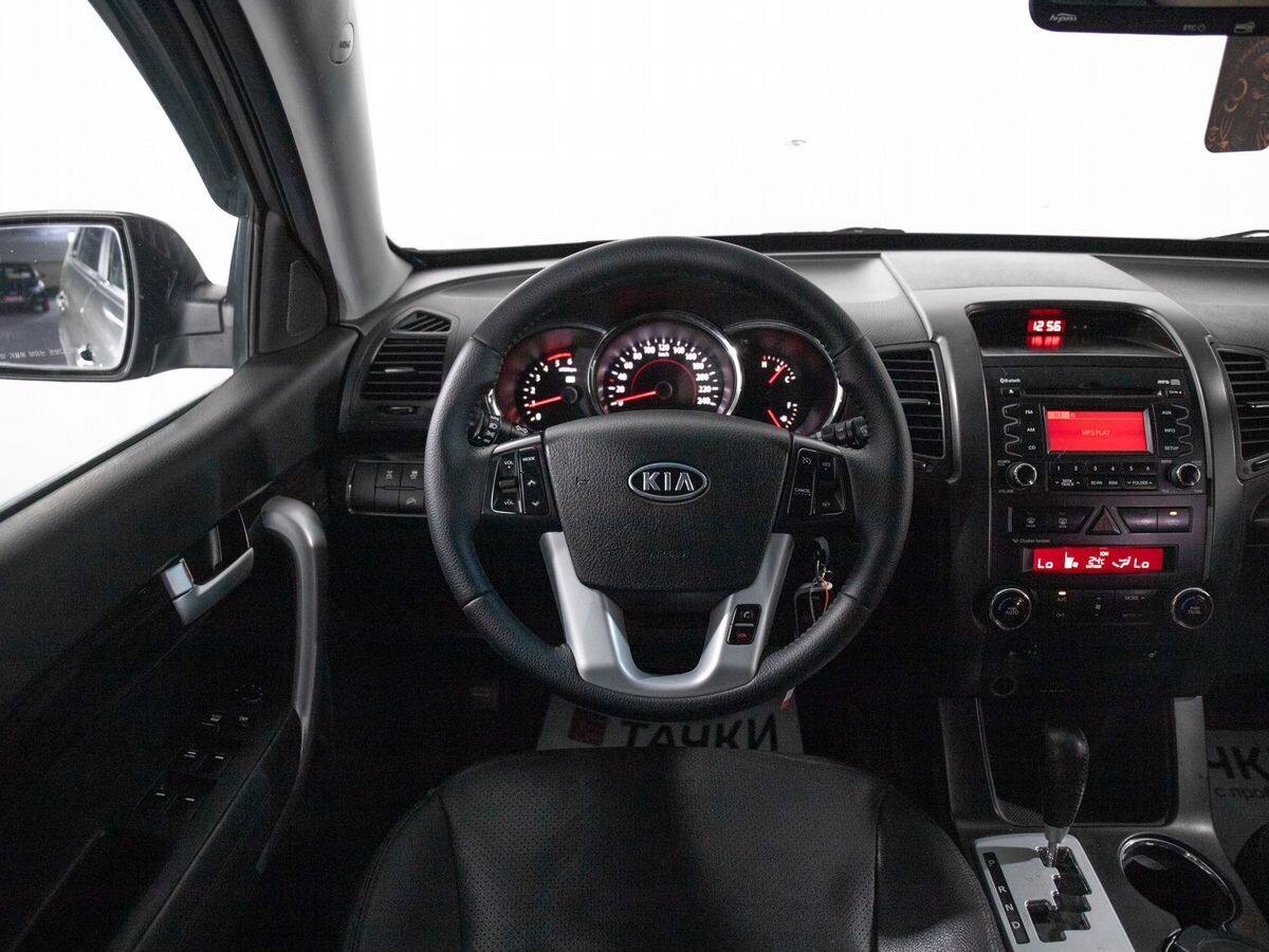 Kia Sorento 2011 - фото автомобиля