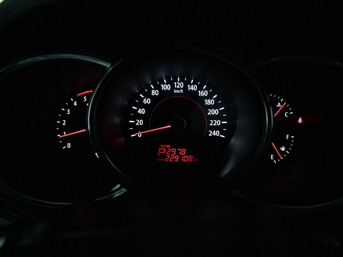 Kia Sorento 2011 - фото автомобиля