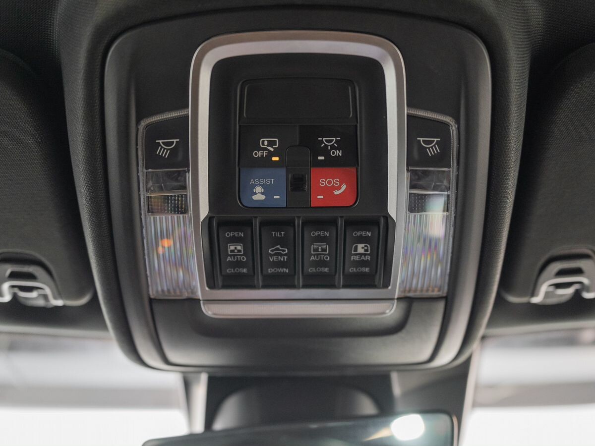 Ram 1500 2019 - фото автомобиля