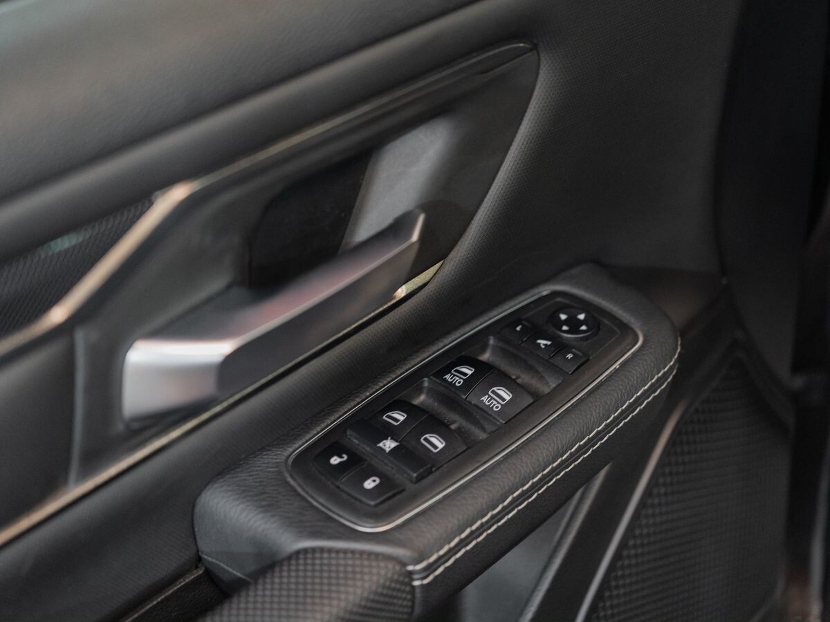 Ram 1500 2019 - фото автомобиля