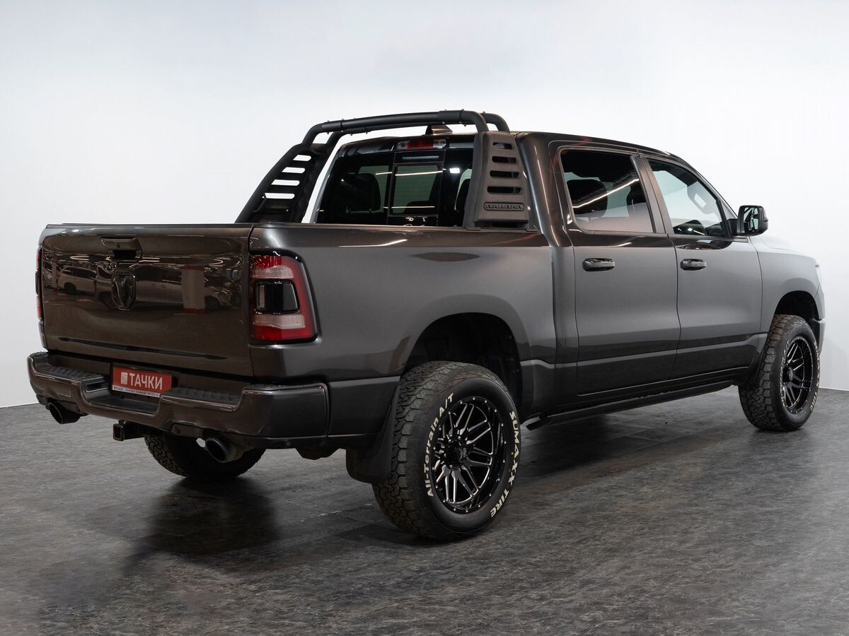 Ram 1500 2019 - фото автомобиля