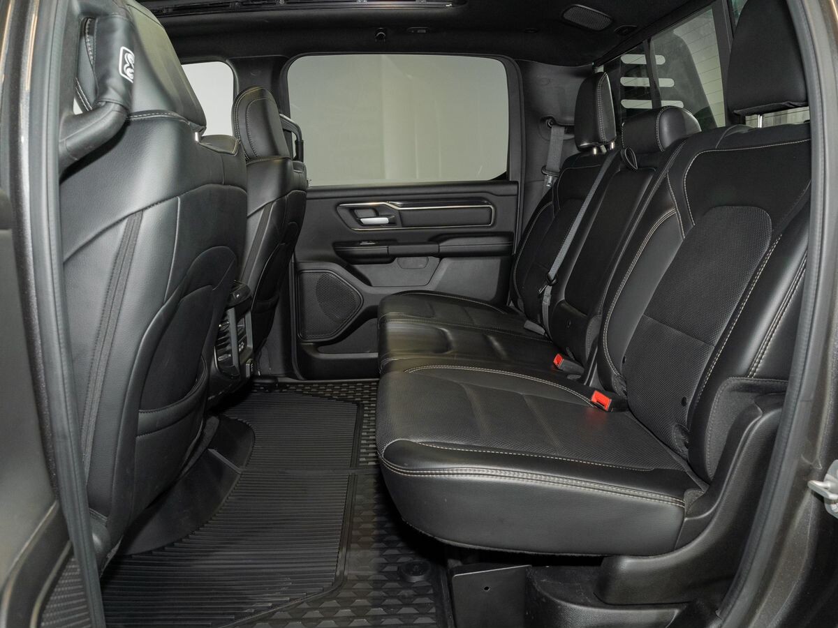 Ram 1500 2019 - фото автомобиля